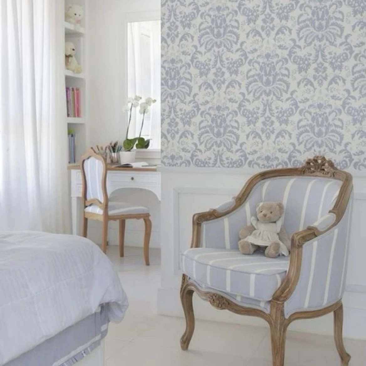 کاغذ دیواری و پوستر