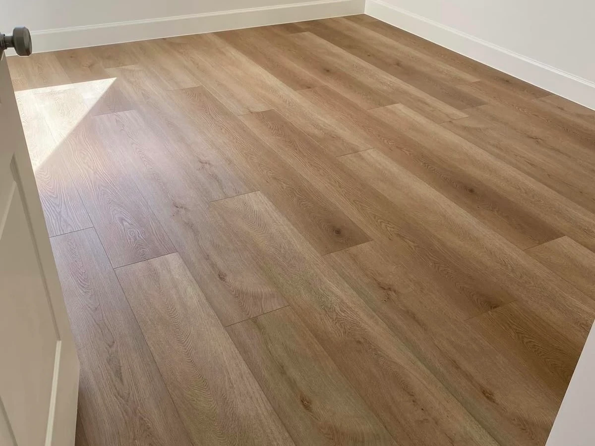 لمینت و کفپوش